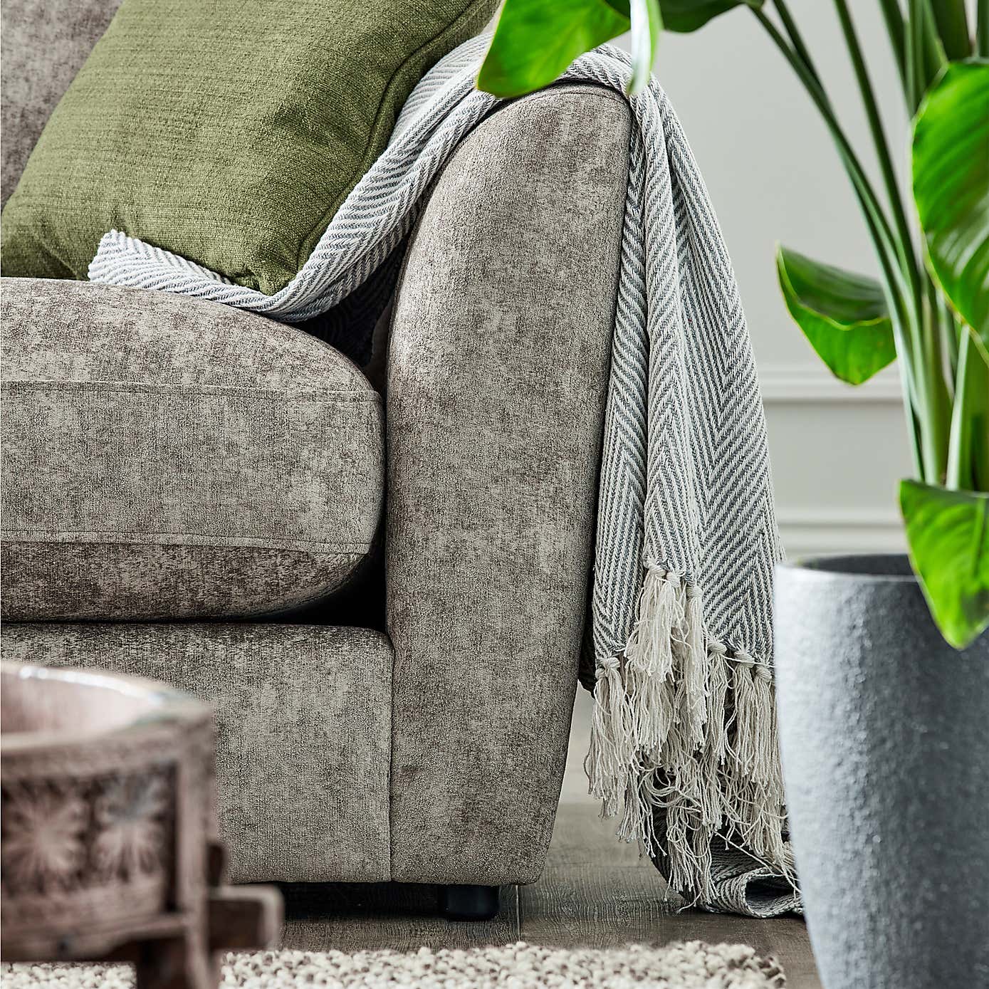 Esther Chenille Snuggle Chair