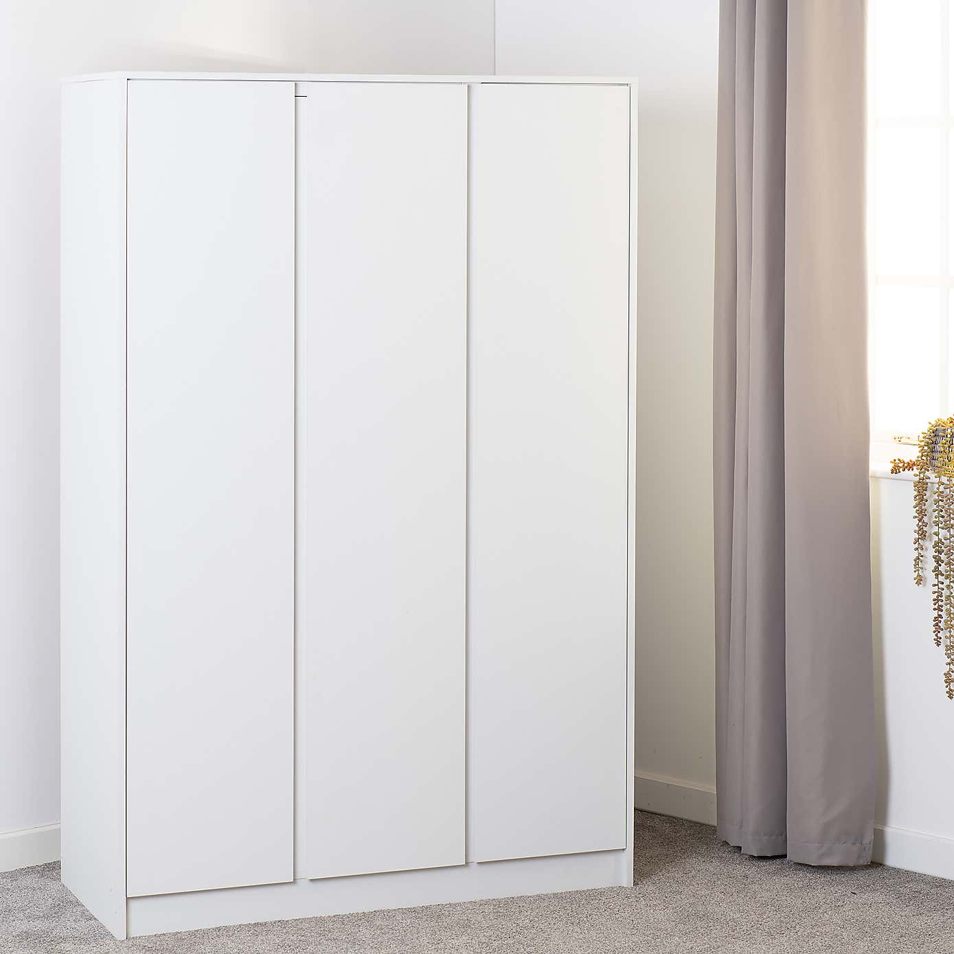 Malvern Triple Wardrobe Bedroom Furniture Set