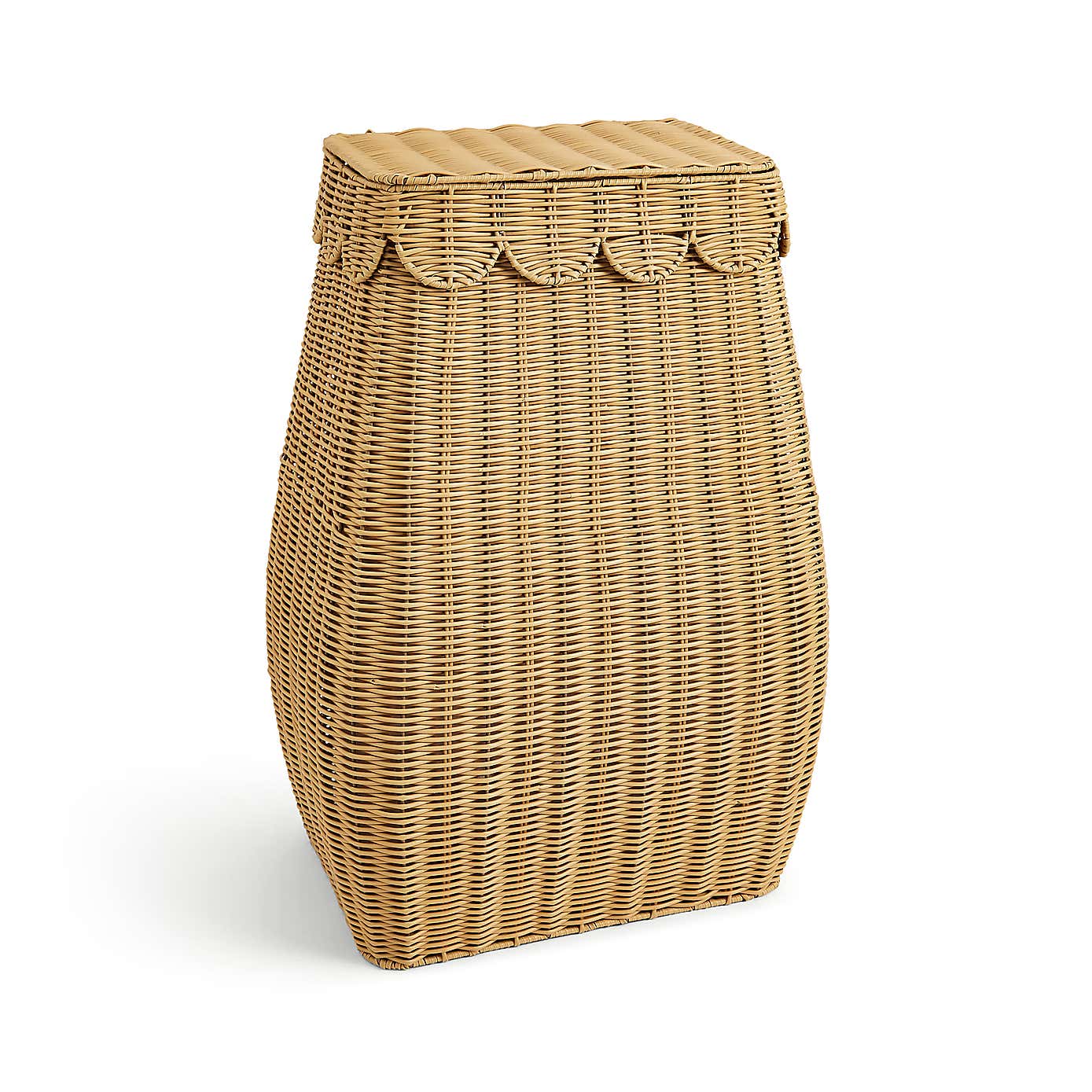 Heart and Soul Scalloped Laundry Basket