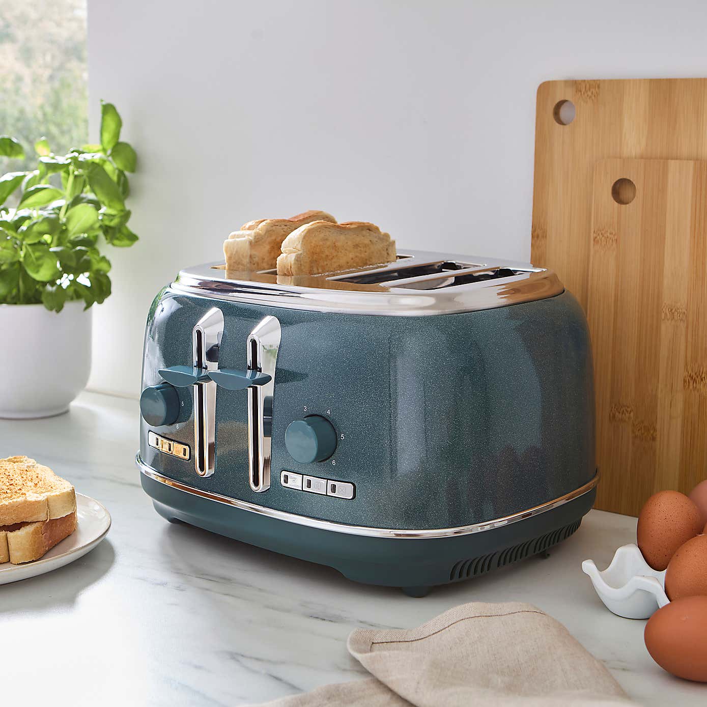 Montreal 4 Slice Toaster Navy