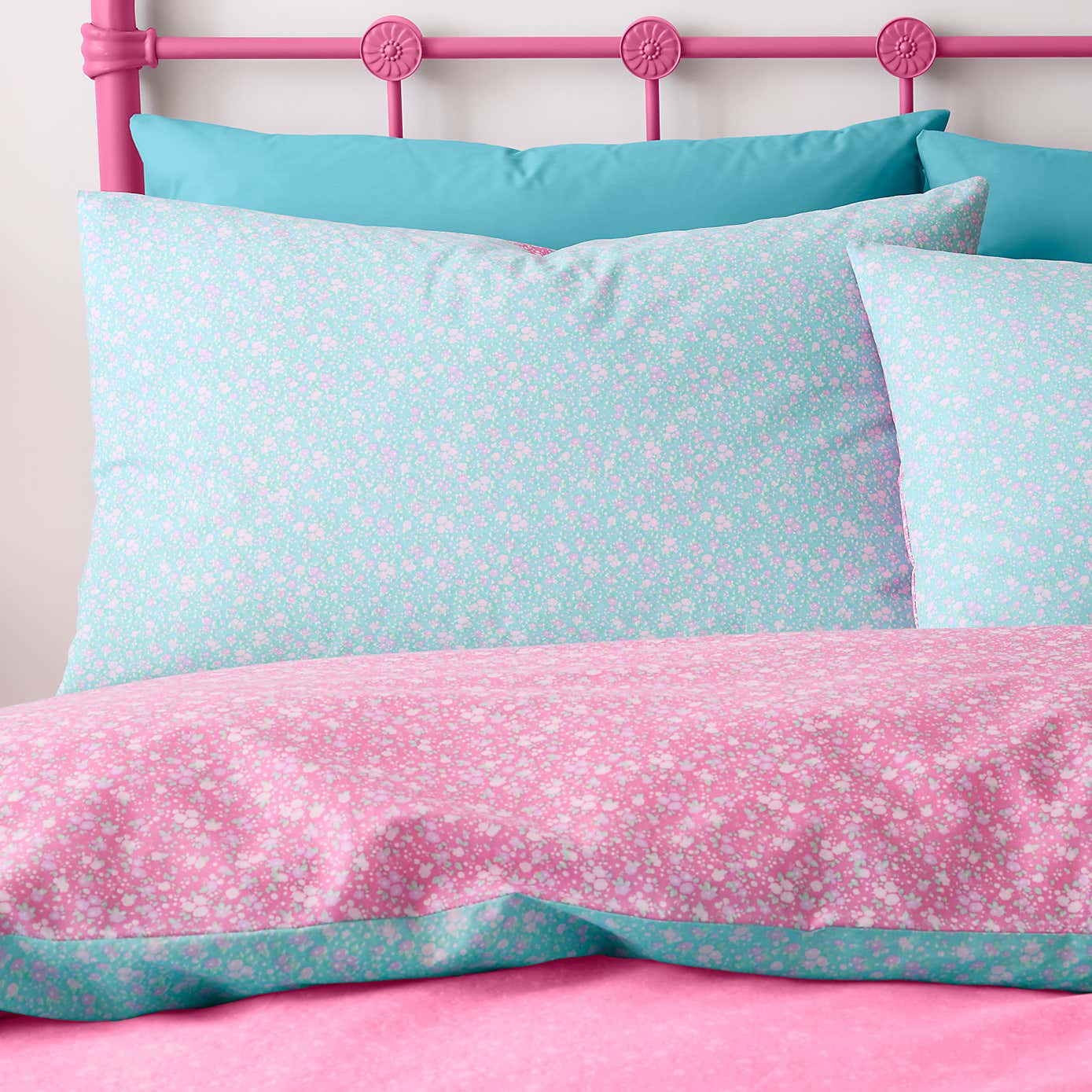 Bright Ditsy Floral 100% Cotton Reversible Duvet Cover and Pillowcase Set