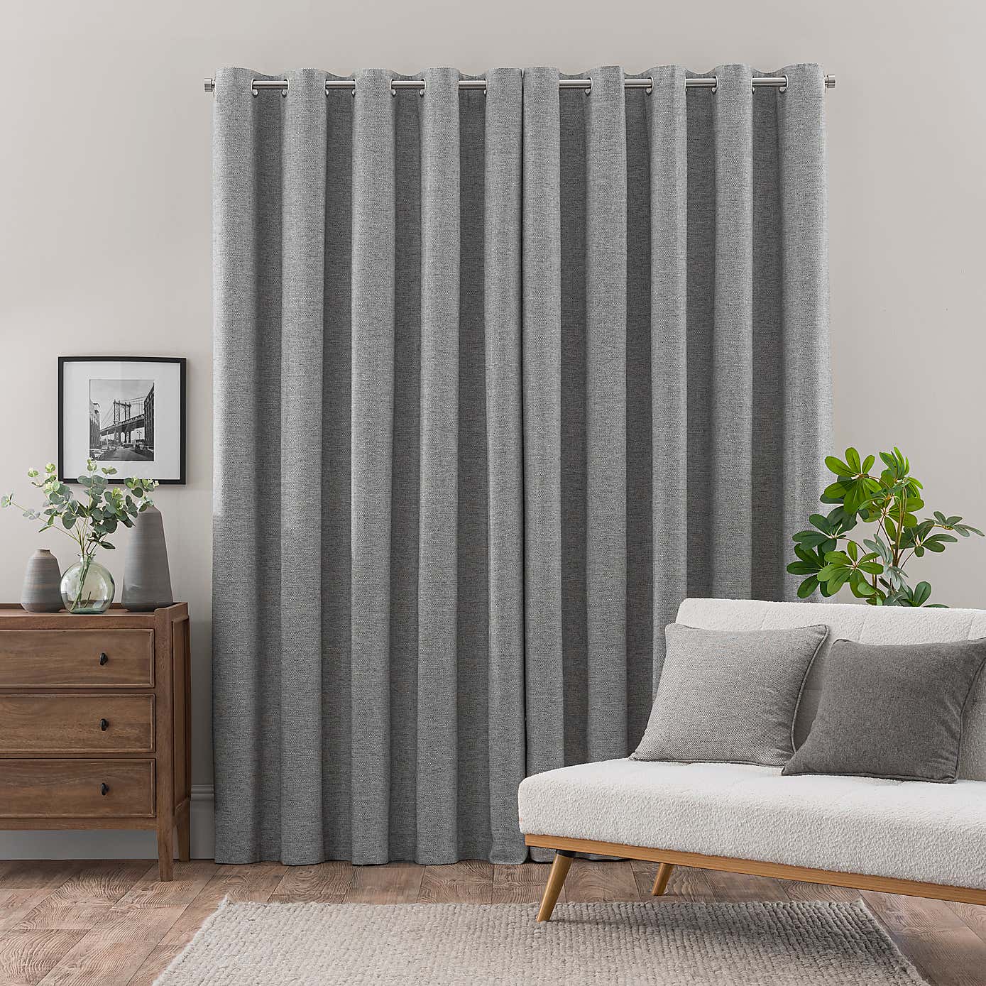 Chester Eyelet Curtains