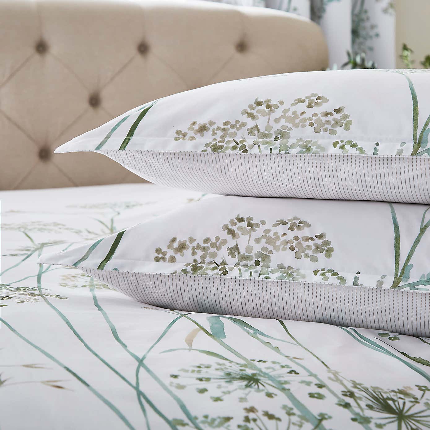 Dorma Purity Meadow Power Green Oxford Pillowcase Pair