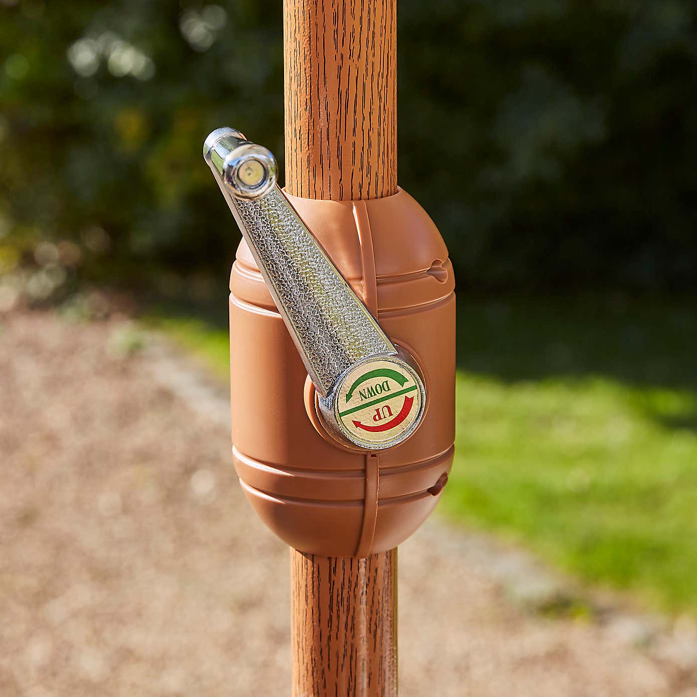 2.7m Cream Parasol with Wood Effect Pole