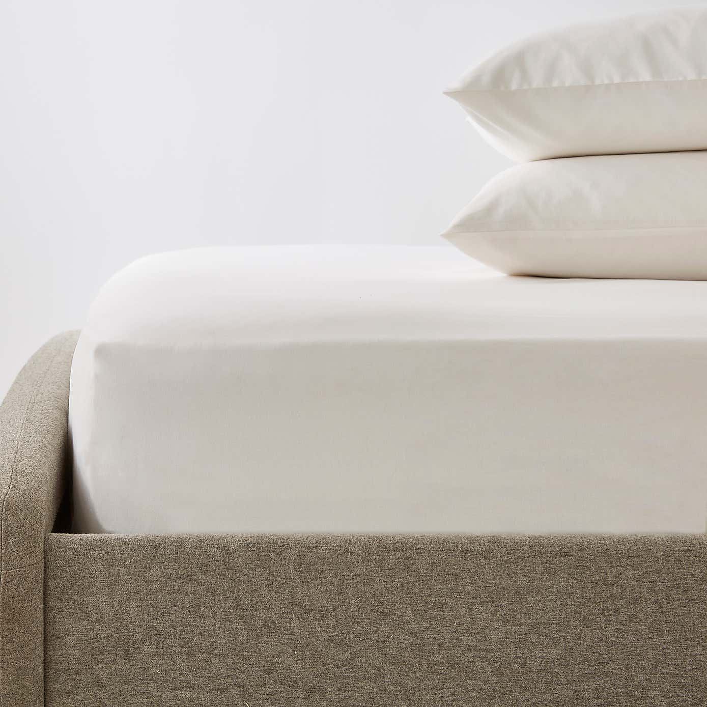 Soft Cotton Plain Fitted Sheet