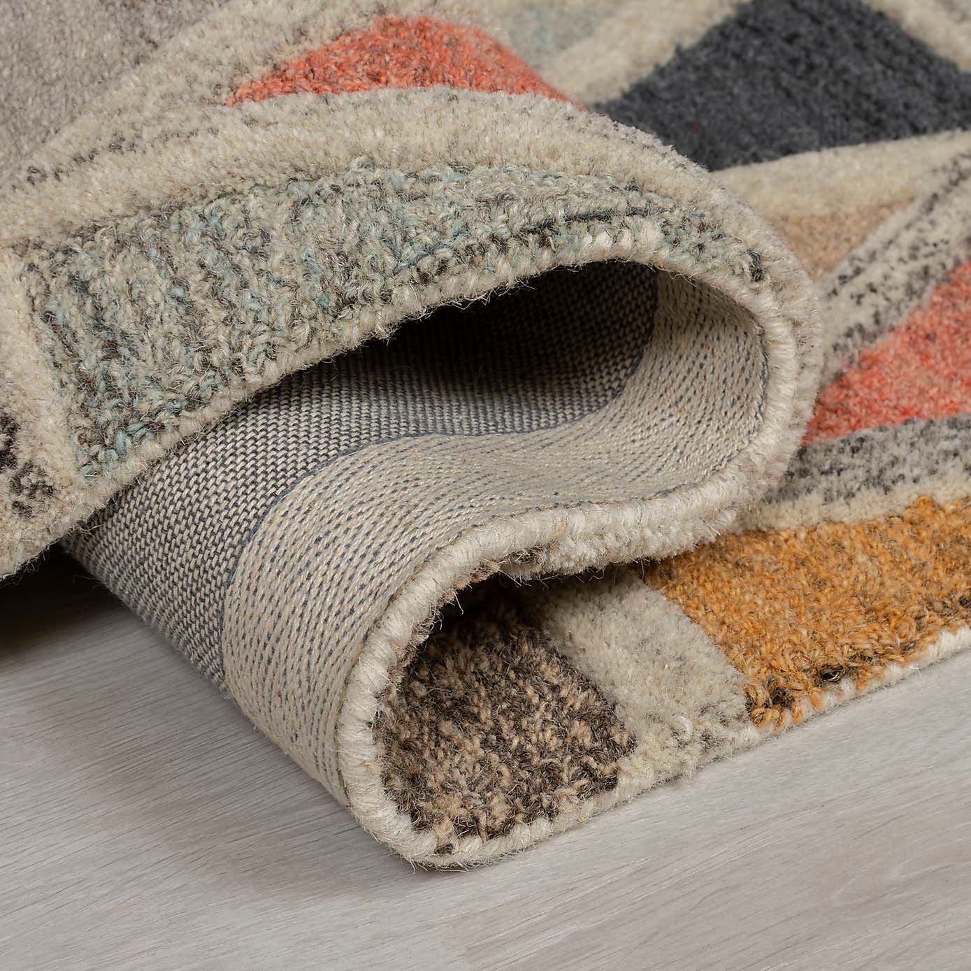 Moretz Geometric Rug