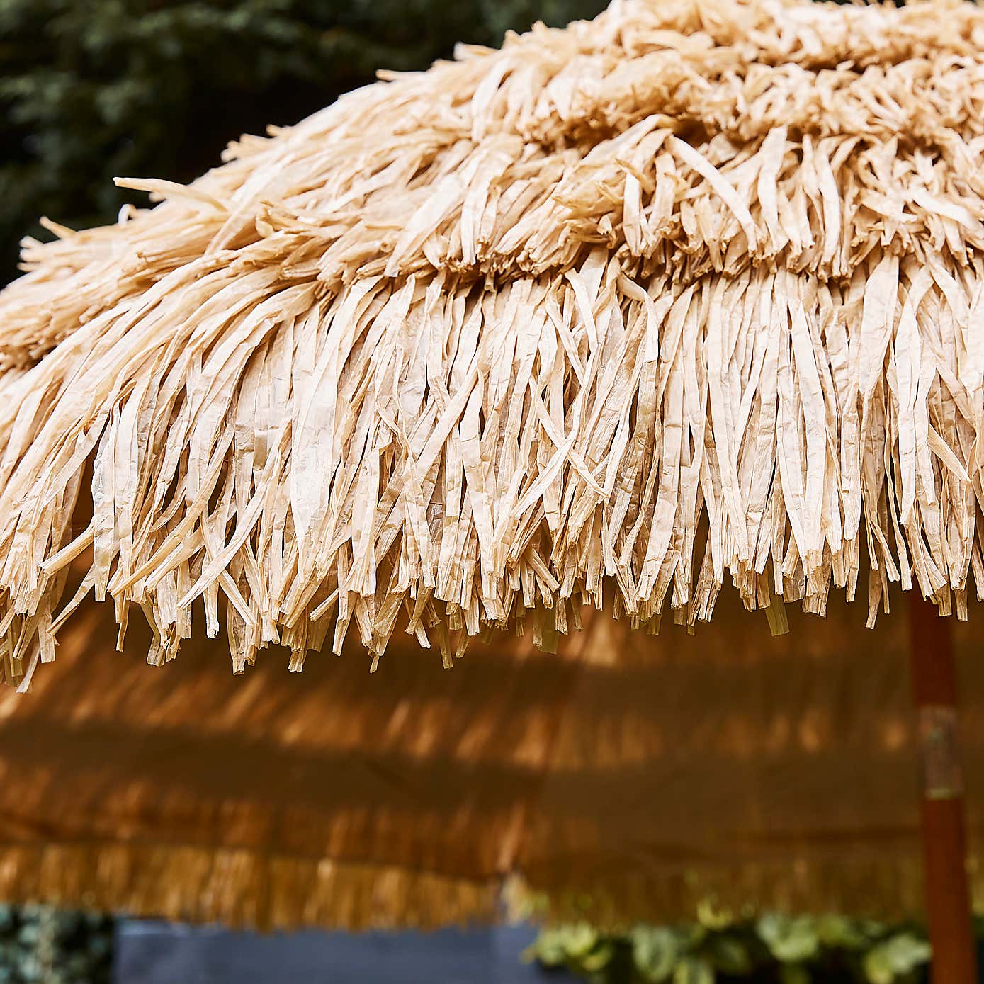 2.2m Natural Straw Parasol