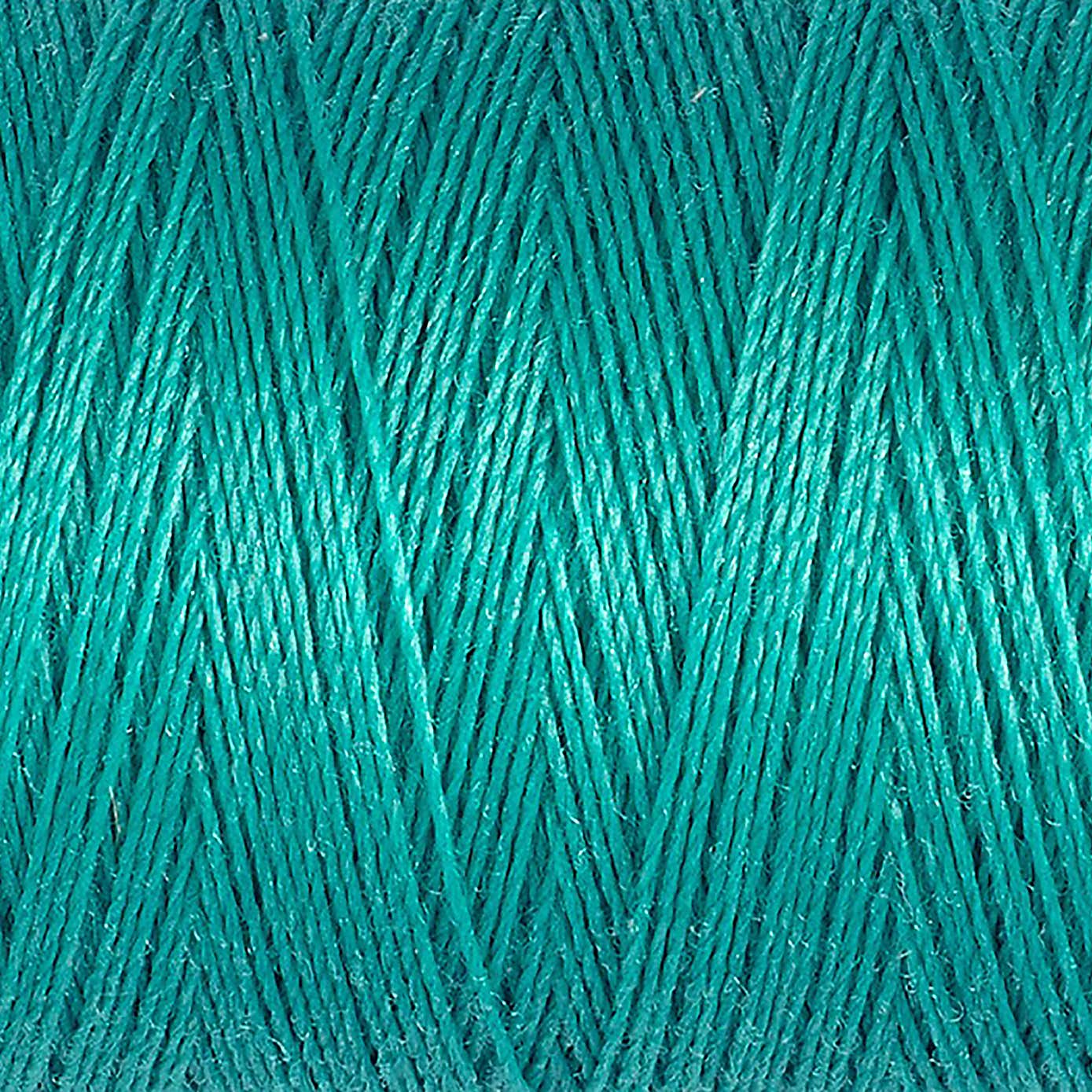 Gutermann Sew All Thread 100m Light Turquoise (235)