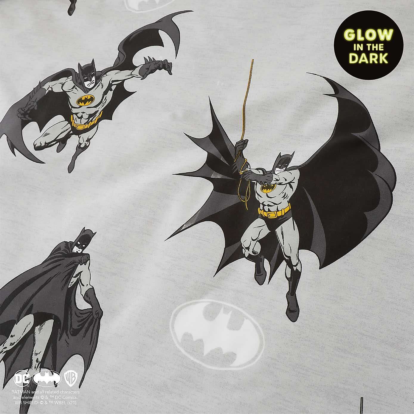Batman Grey Reversible Glow in the Dark Duvet Cover and Pillowcase Set