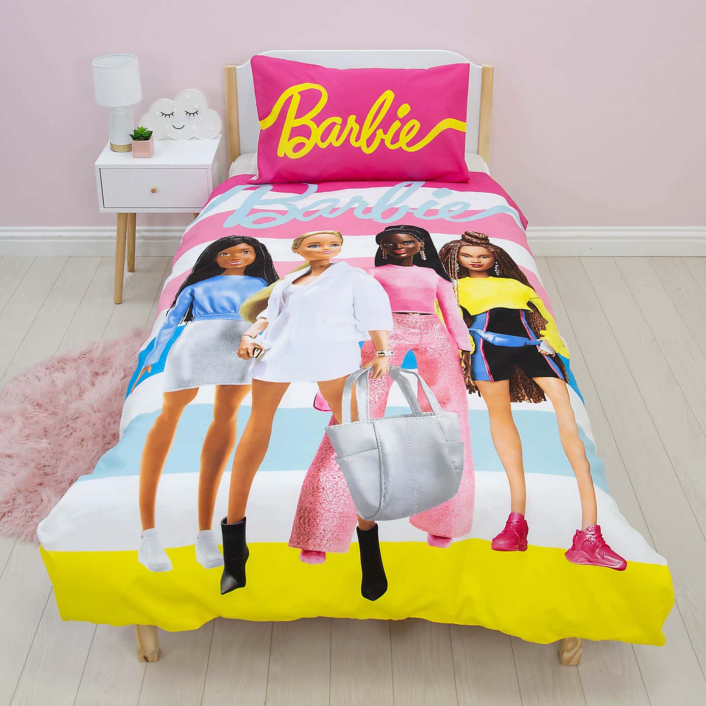 Barbie Unboxed Reversible Single Duvet Cover & Pillowcase Set