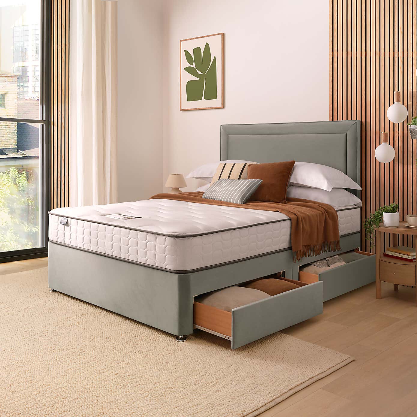 Silentnight 2 Drawer Divan Bed With Velvet Malvern Headboard