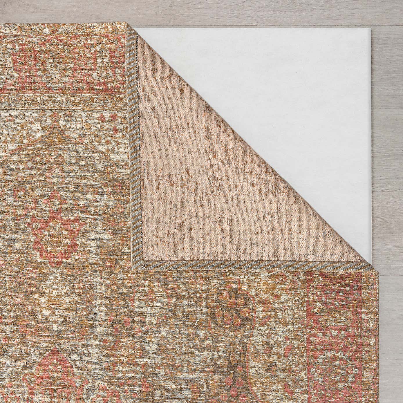 Mila Traditional Runner