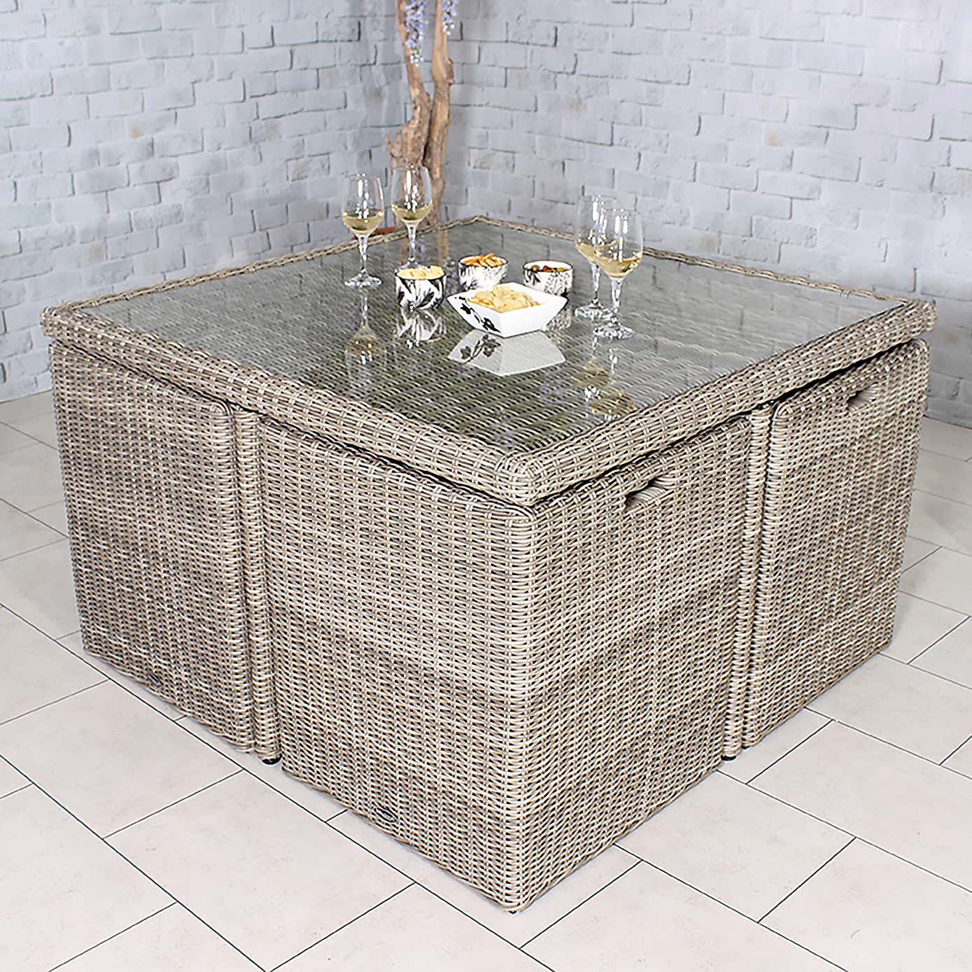 Wentwoth 8 Seater Cube Set