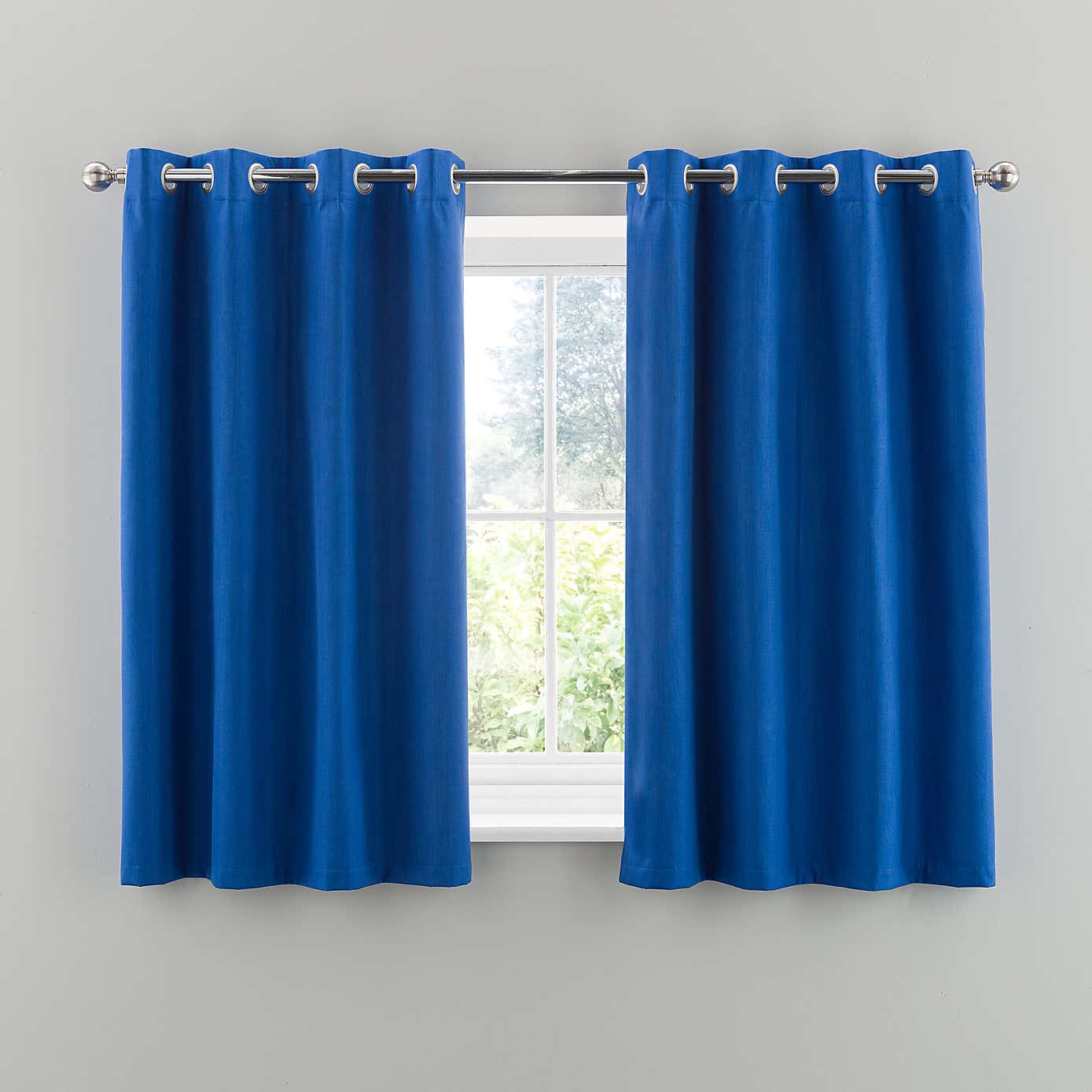 Solar Blackout Eyelet Curtains