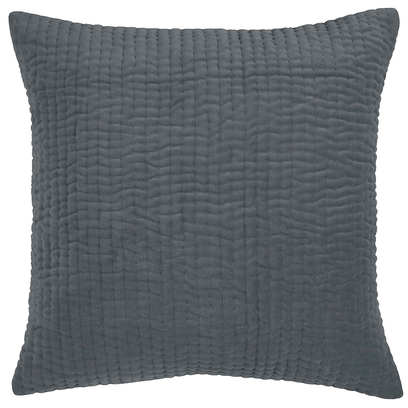 Voyage Maison Haze Cotton Cushion