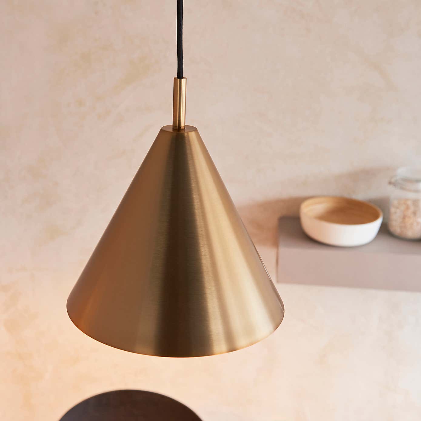 Vogue Catco Industrial Adjustable Pendant Light