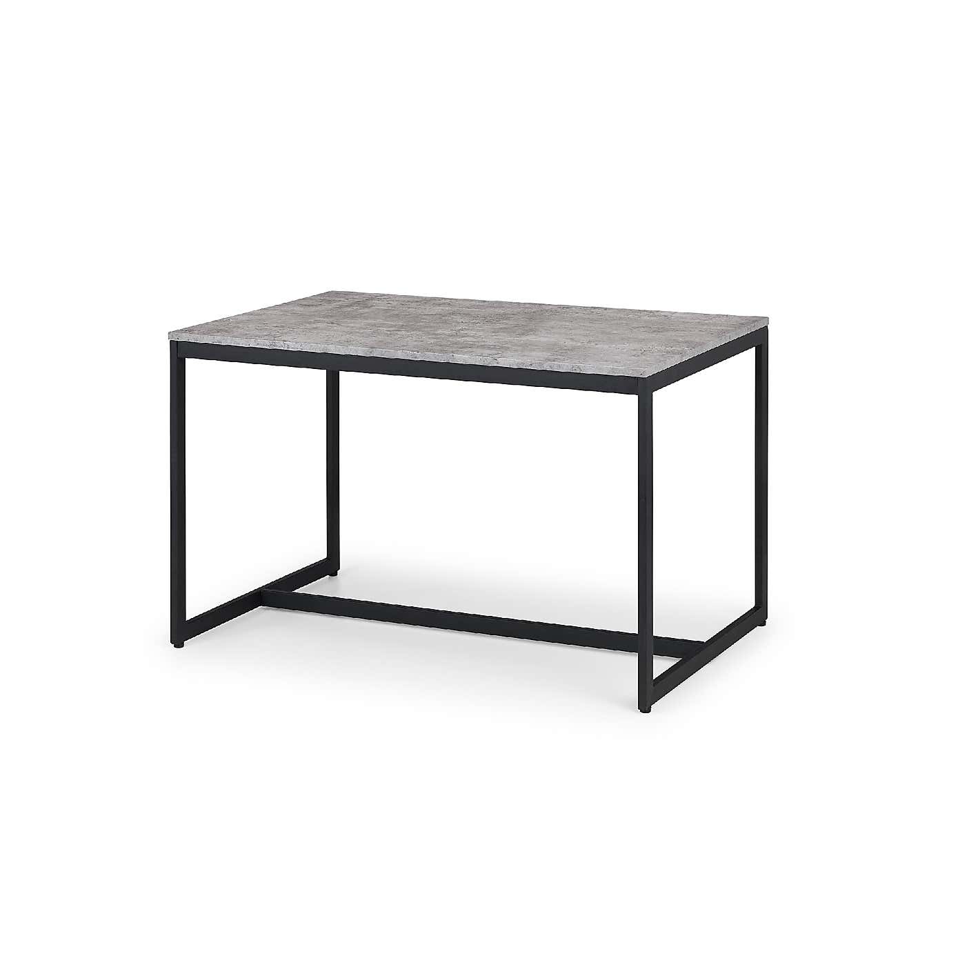 Staten Rectangular Dining Table with 4 Soho Chairs