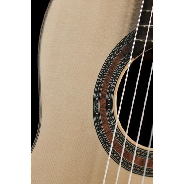 H&ouml;fner HM89-S Master Classic Guitar