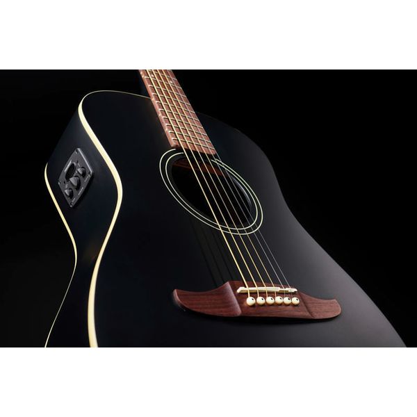 Fender Joe Strummer Campfire