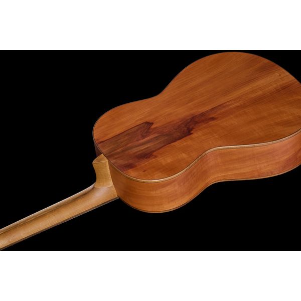 H&ouml;fner HML-BGF Limited