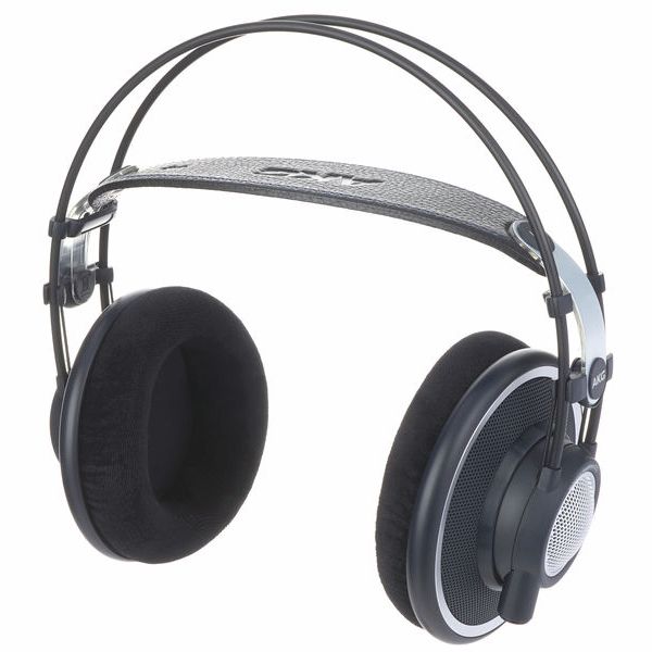 AKG K-702