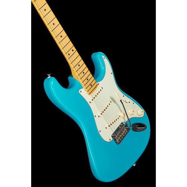 Fender AM Pro II Strat MN MBL