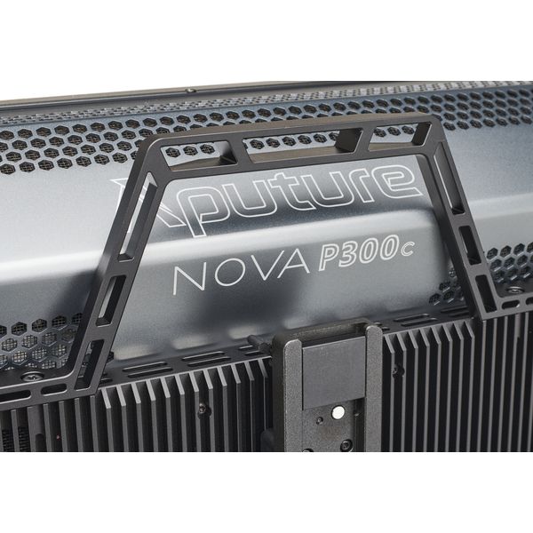 Aputure Nova P300C