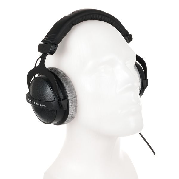 beyerdynamic DT-770 Pro 250 Ohm