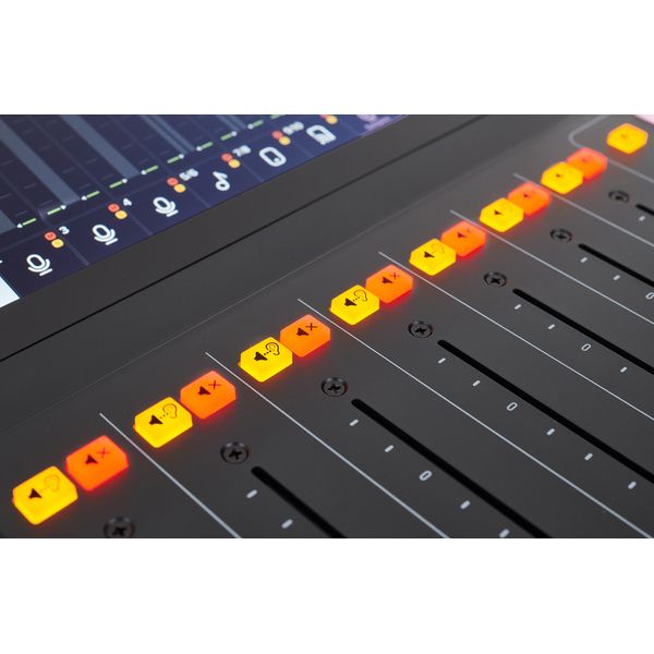 Mackie DLZ Creator Bag Bundle