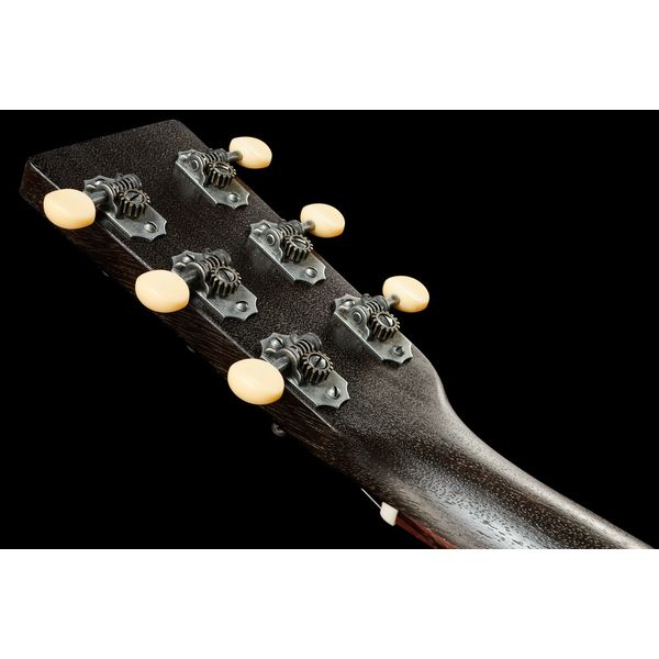 Martin Guitar 000-17E