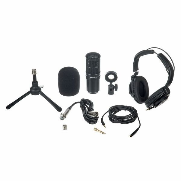Zoom PodTrak P8 Podcast Mic Set