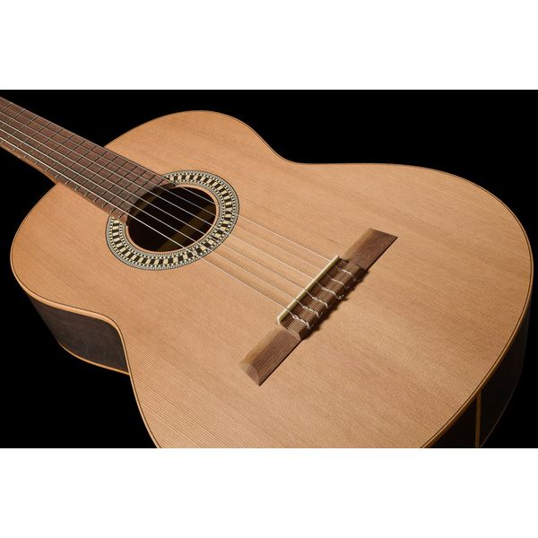 H&ouml;fner HLE-EUZ24 Cedar/Eucalyptus