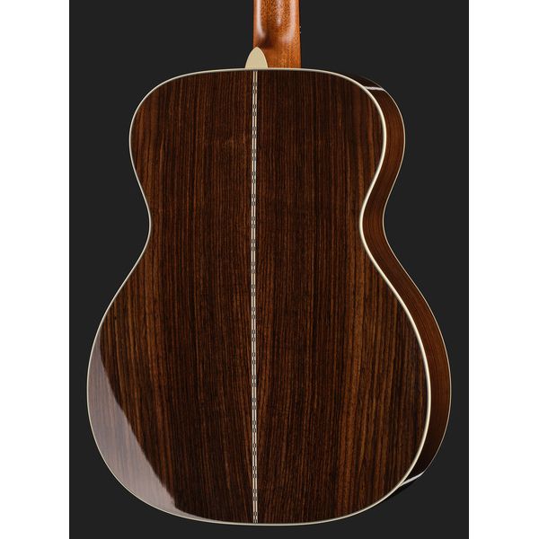 Martin Guitar 00028