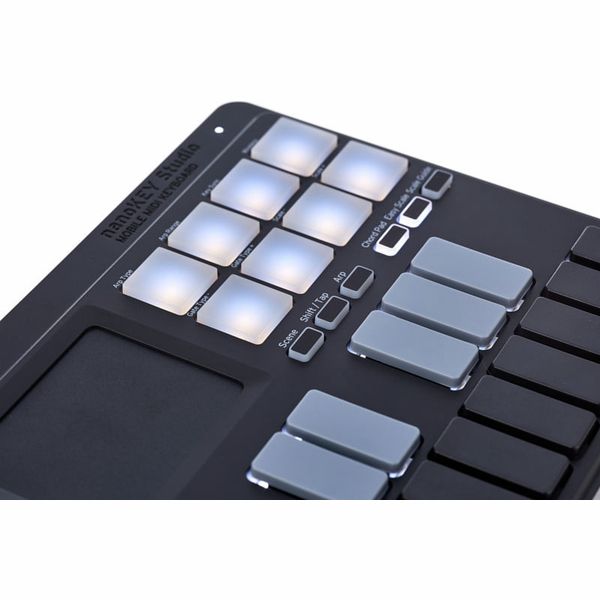 Korg nanoKEY Studio