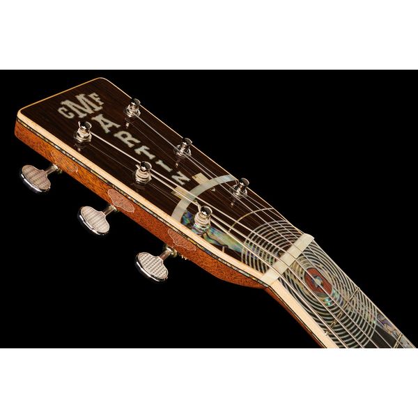 Martin Guitar D-200 Deluxe