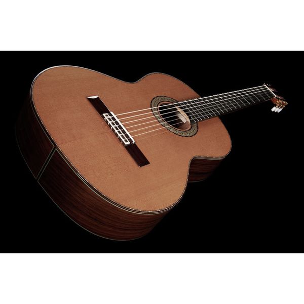 Amalio Burguet 2M Cedar w/Case