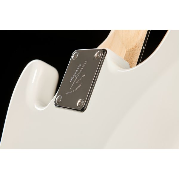 Harley Benton ST-20 WH Standard Series