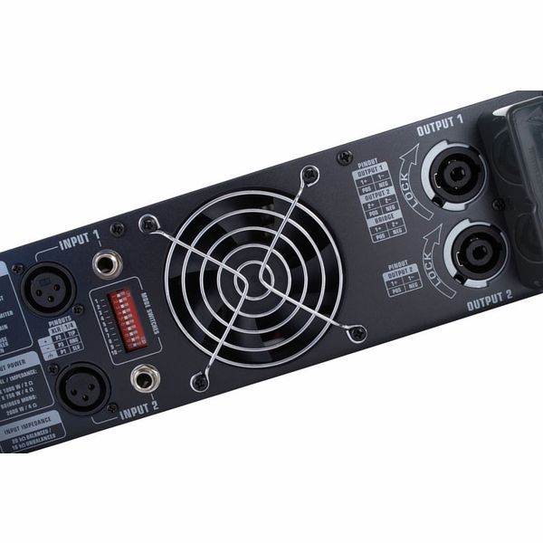 Behringer EP2000 Europower