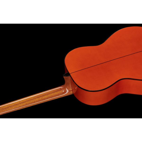 Alhambra 4F Flamenco incl.Gig Bag