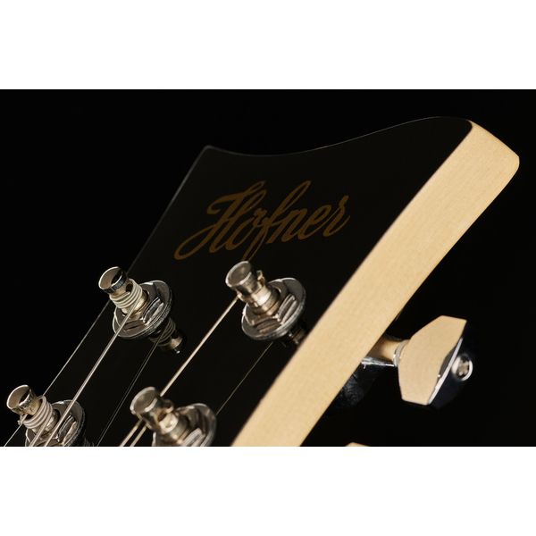 H&ouml;fner Shorty Violin Guitar