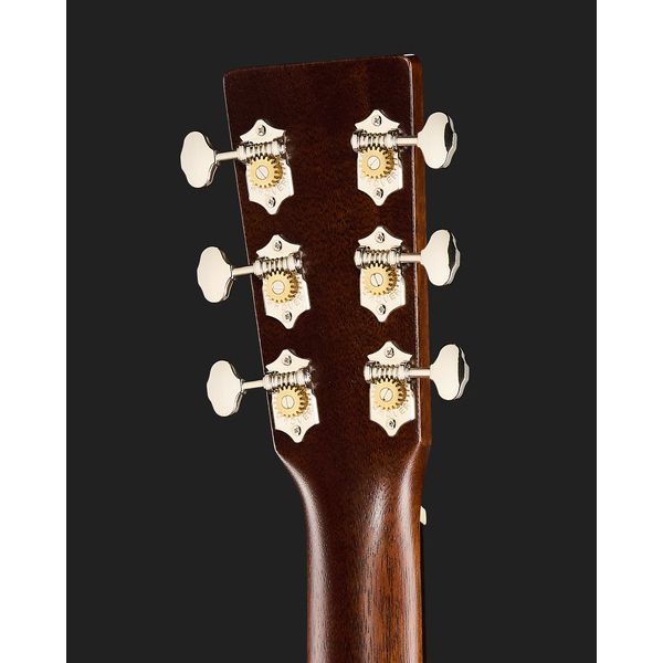 Martin Guitar D-16E-01