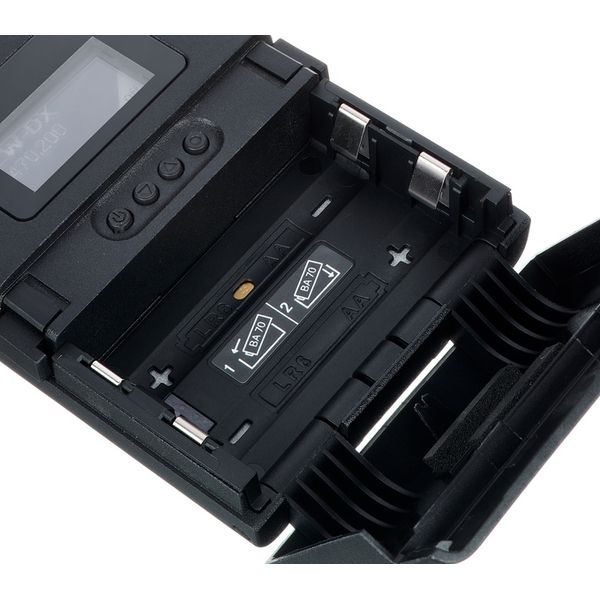 Sennheiser EW-DX 2 Dante MKE40-4 Set Q1-9