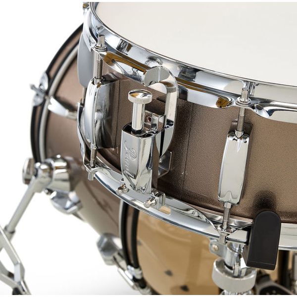 Pearl Roadshow 18" Plus Bronze Met.