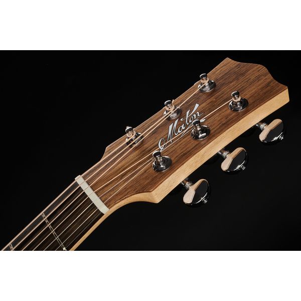 Maton SRS808C