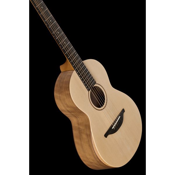 Sheeran by Lowden W04