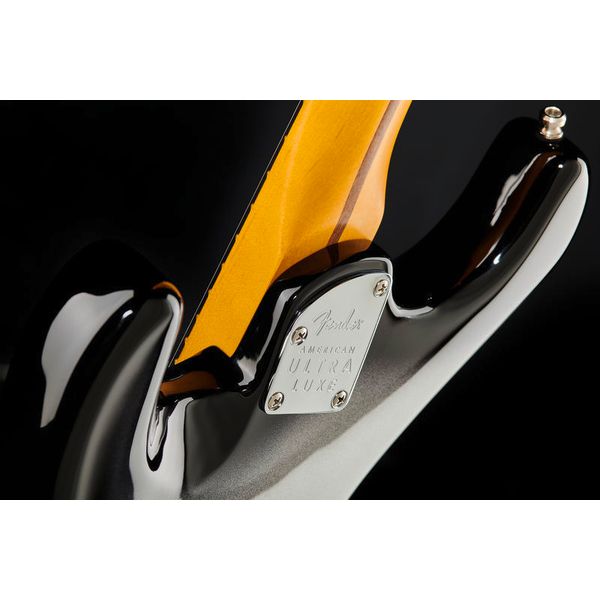 Fender AM Ultra Luxe Strat HSS FR SB