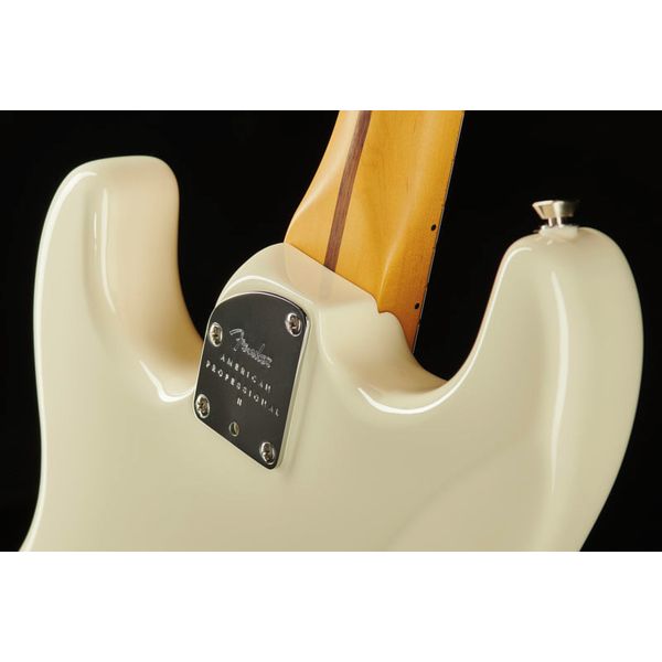 Fender AM Pro II Strat MN OWT