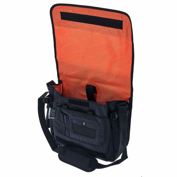 UDG Ultimate CourierBag B/O
