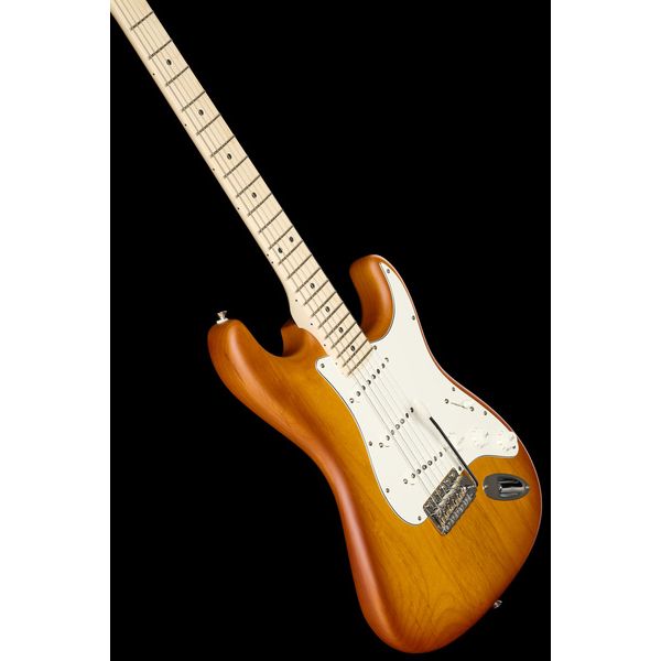 Fender Exclusive Am Strat MN STN HNYB