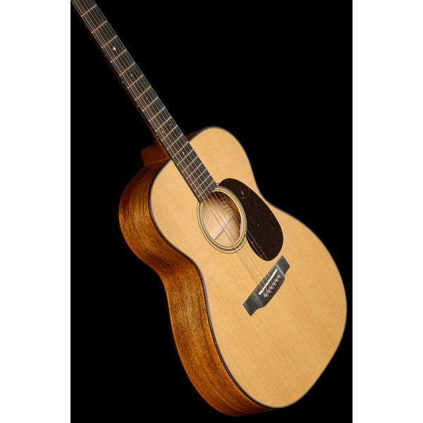 Martin Guitar 000-18 Modern Deluxe